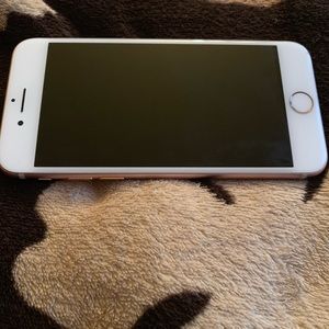 iPhone 7 Unlocked 250 RN